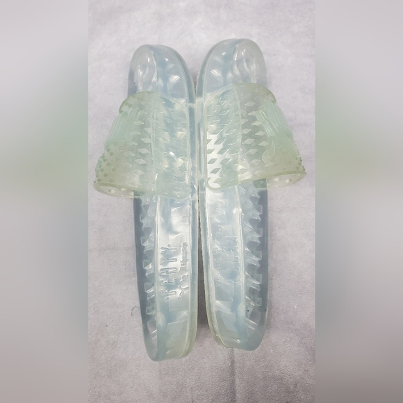Puma Fenty by Rihanna Jelly Slide Casual Sandals Size 6.5 US , 4 UK - Picture 8 of 10
